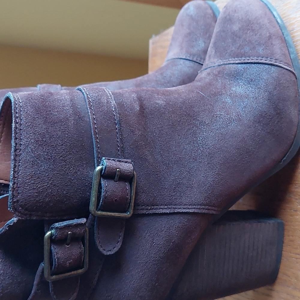 Lucky Brand booties, size 9, dark brown